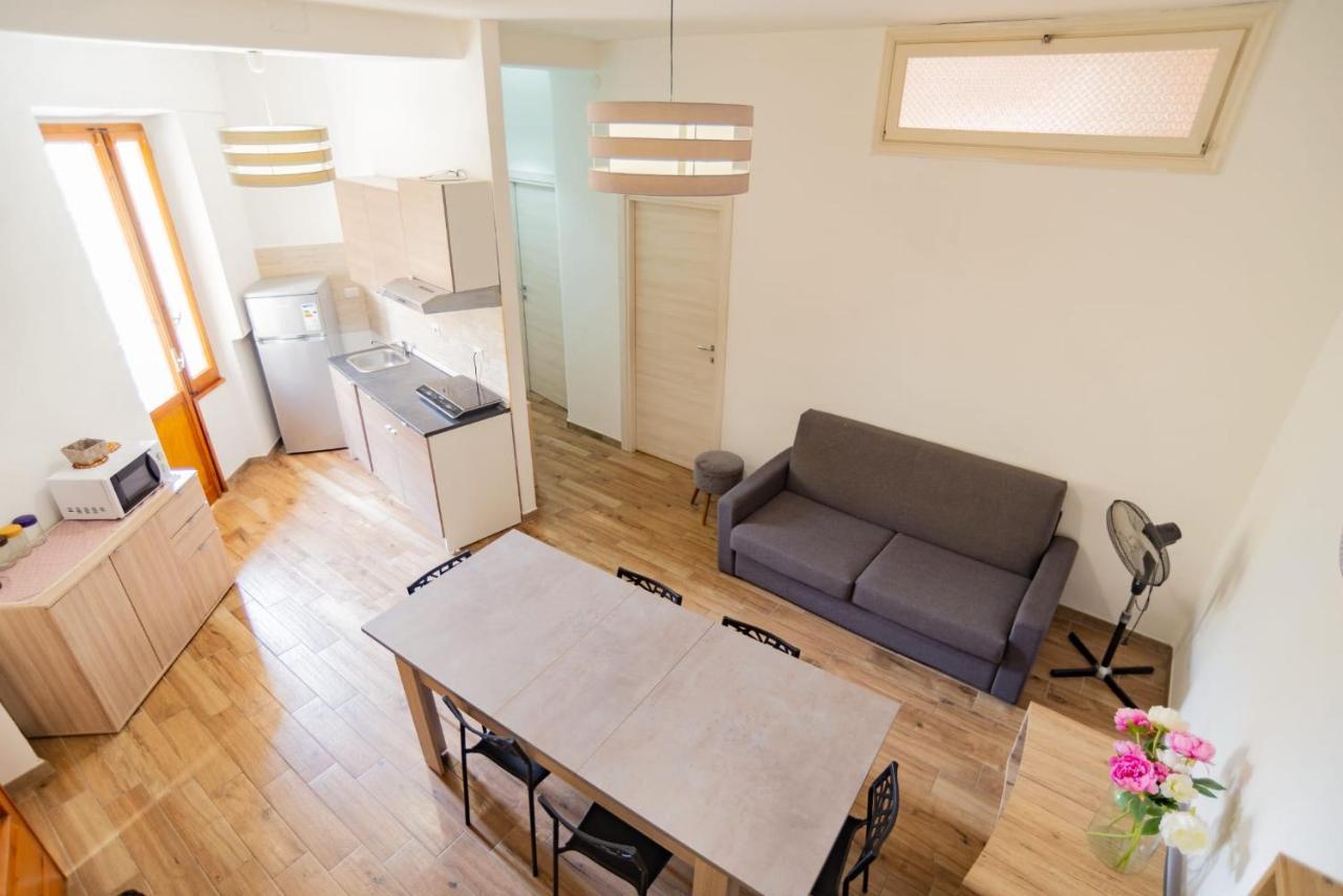 Valery Apartments אלגהרו מראה חיצוני תמונה