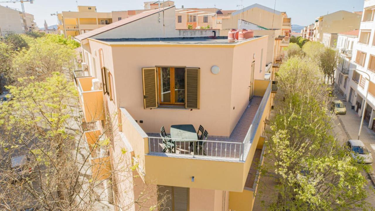 Valery Apartments אלגהרו מראה חיצוני תמונה
